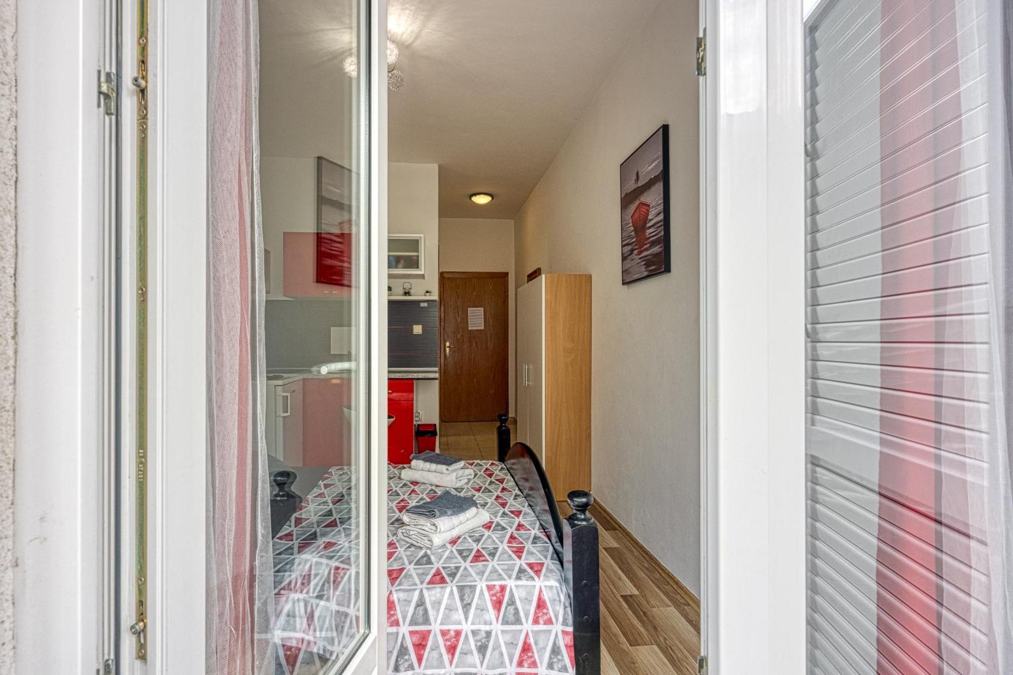 Studio Apartmani Ivanda Makarska Exterior foto