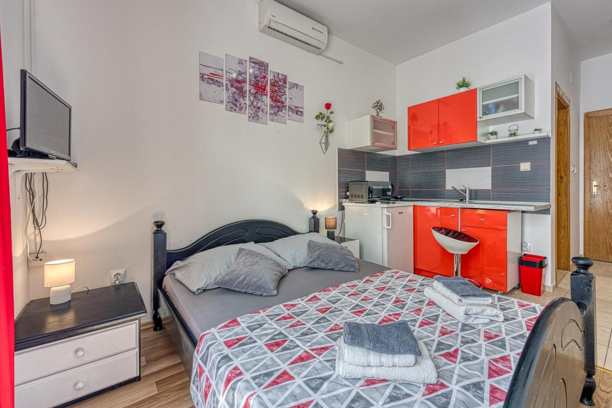 Studio Apartmani Ivanda Makarska Exterior foto