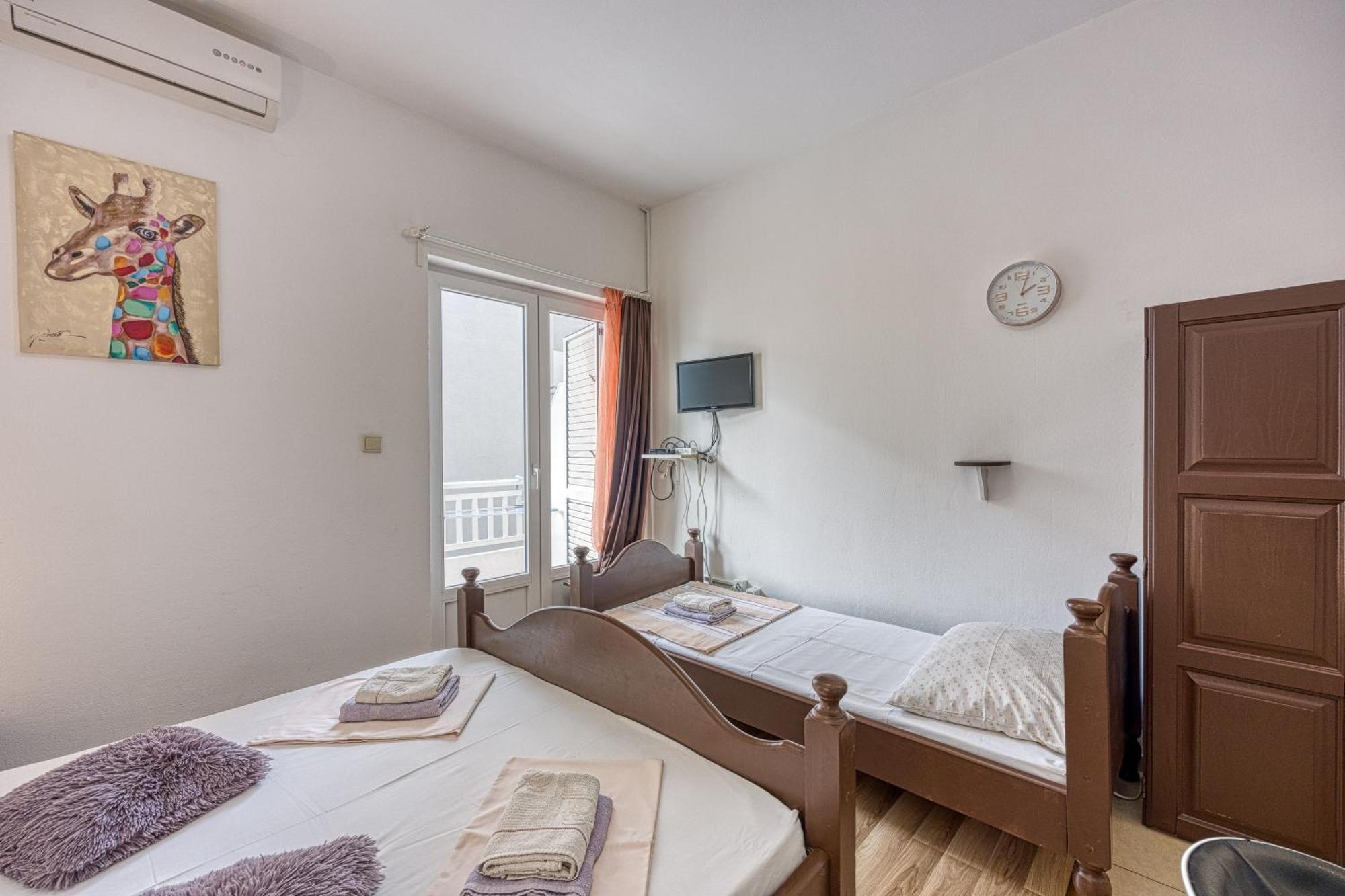 Studio Apartmani Ivanda Makarska Exterior foto